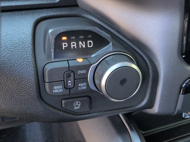 Thumbnail: 2026 RAM 1500 - 15