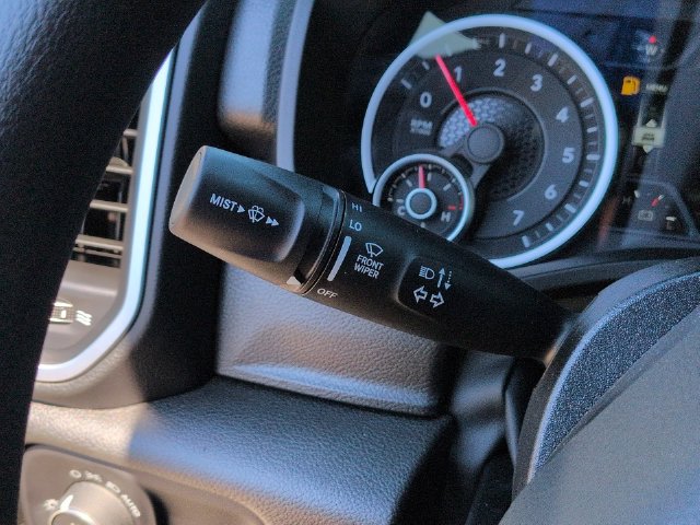 Thumbnail: 2026 RAM 1500 - 32