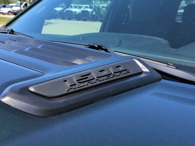 Thumbnail: 2026 RAM 1500 - 25