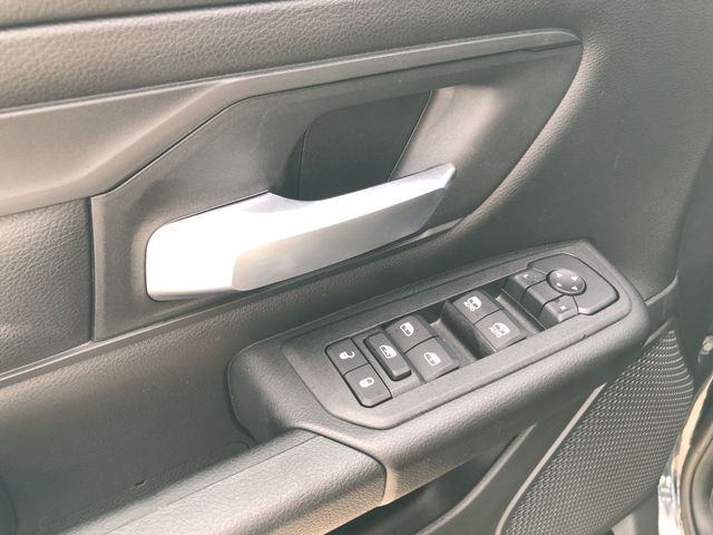 Thumbnail: 2026 RAM 1500 - 22