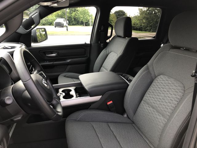 Thumbnail: 2026 RAM 1500 - 9