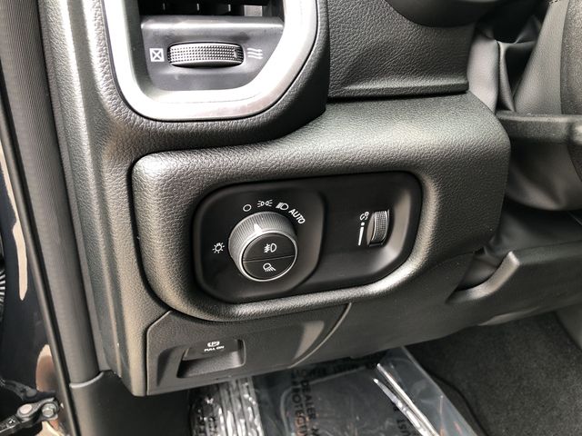Thumbnail: 2026 RAM 1500 - 30