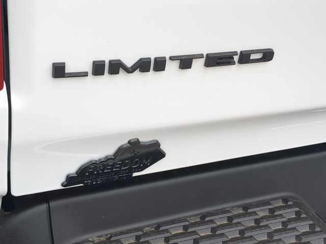 Thumbnail: 2026 RAM 1500 - 25