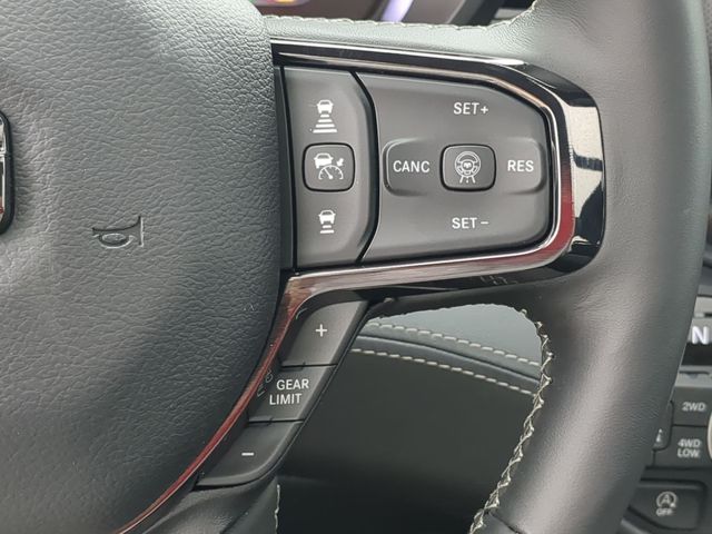 Thumbnail: 2026 RAM 1500 - 33