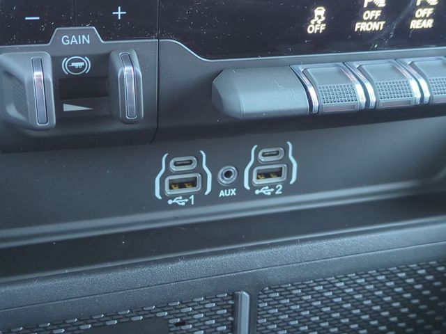Thumbnail: 2026 RAM 1500 - 35