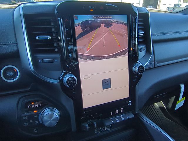 Thumbnail: 2026 RAM 1500 - 33