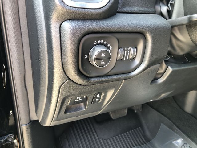Thumbnail: 2023 RAM 1500 - 32