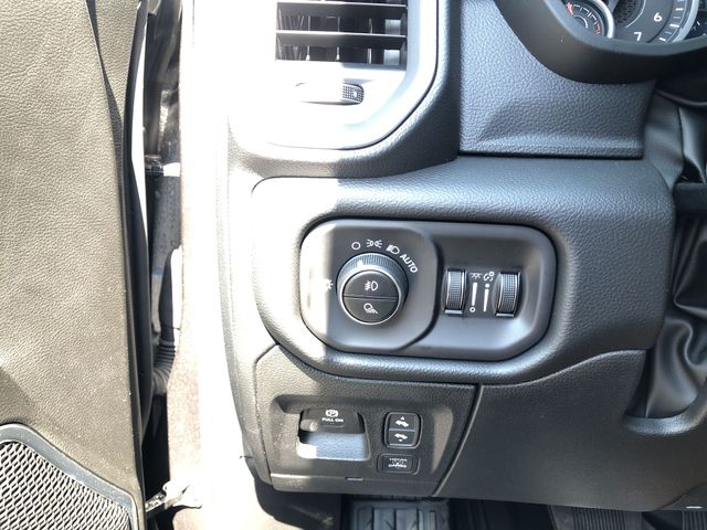 Thumbnail: 2026 RAM 1500 - 30