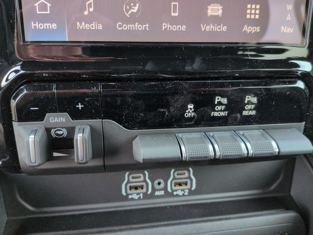 Thumbnail: 2026 RAM 1500 - 40