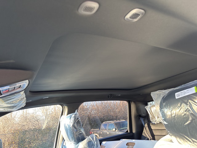 Thumbnail: 2026 RAM 1500 - 9