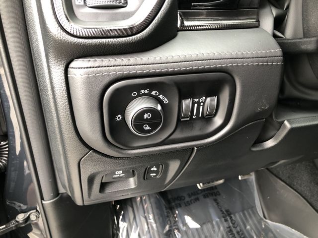 Thumbnail: 2026 RAM 1500 - 36