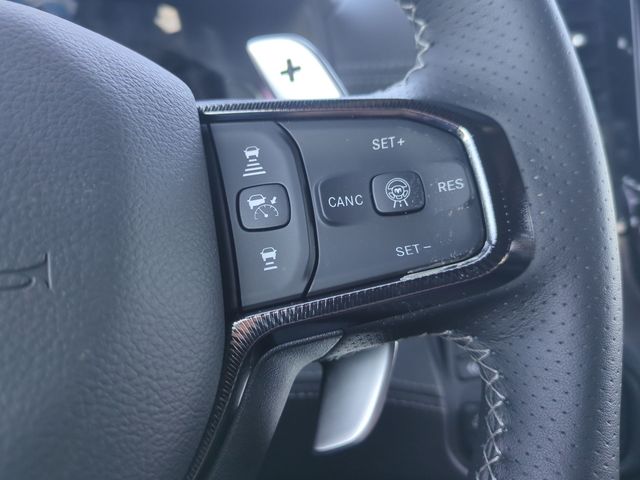 Thumbnail: 2026 RAM 1500 - 33