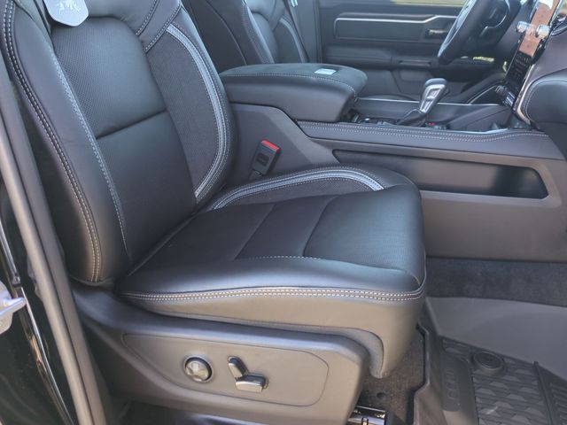 Thumbnail: 2026 RAM 1500 - 11