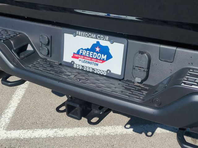 Thumbnail: 2026 RAM 1500 - 18