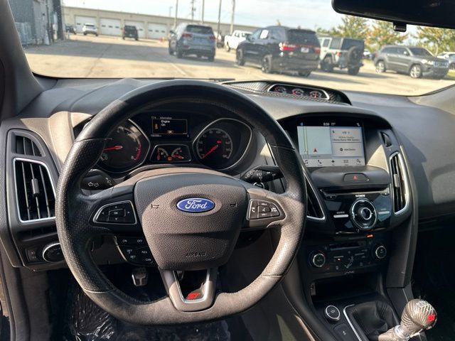 Thumbnail: 2017 Ford Focus - 2