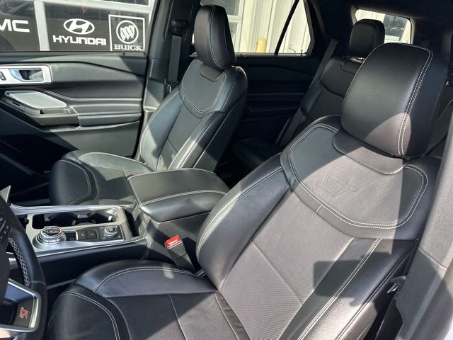Thumbnail: 2020 Ford Explorer - 9
