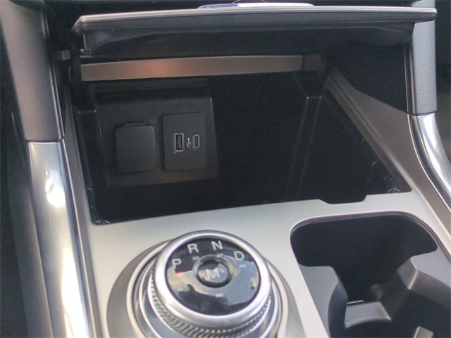 Thumbnail: 2020 Ford Explorer - 37