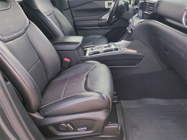 Thumbnail: 2020 Ford Explorer - 11