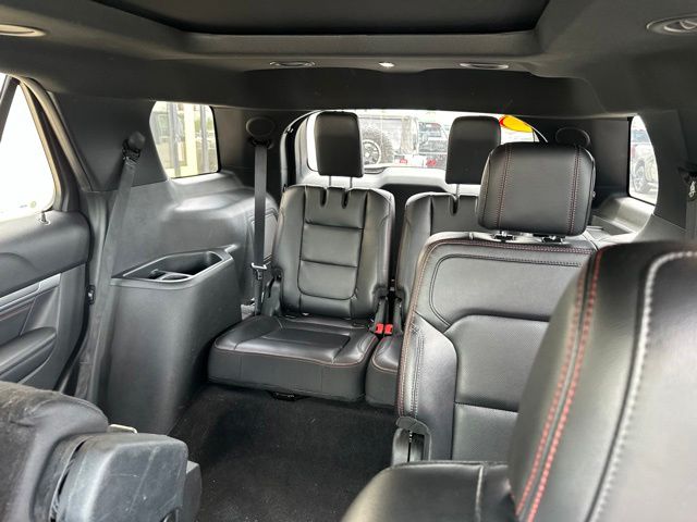 Thumbnail: 2019 Ford Explorer - 9