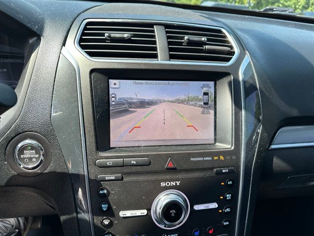 Thumbnail: 2019 Ford Explorer - 16