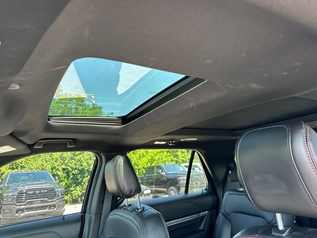 Thumbnail: 2019 Ford Explorer - 13