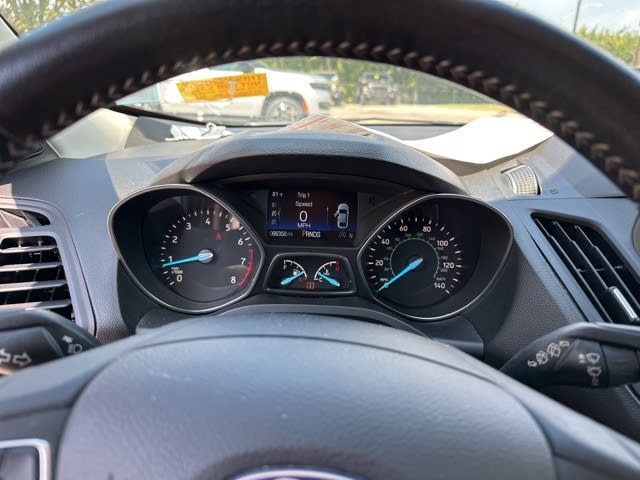 Thumbnail: 2019 Ford Escape - 11