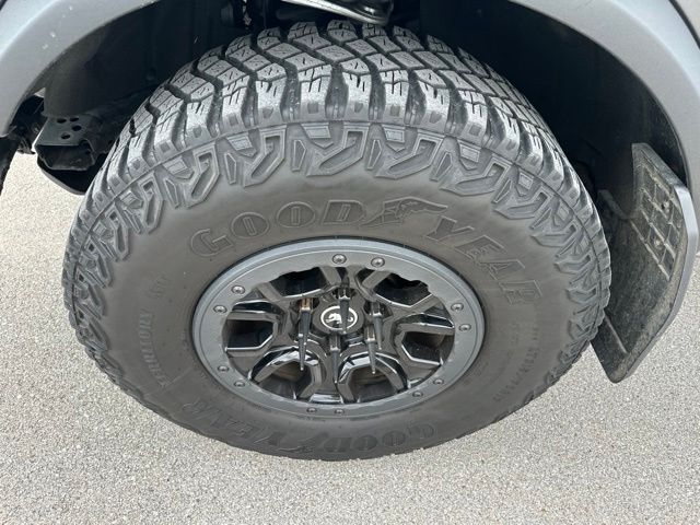 Thumbnail: 2022 Ford Bronco - 5