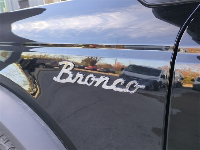 Thumbnail: 2022 Ford Bronco - 25