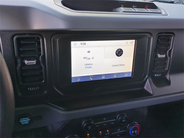 Thumbnail: 2022 Ford Bronco - 31