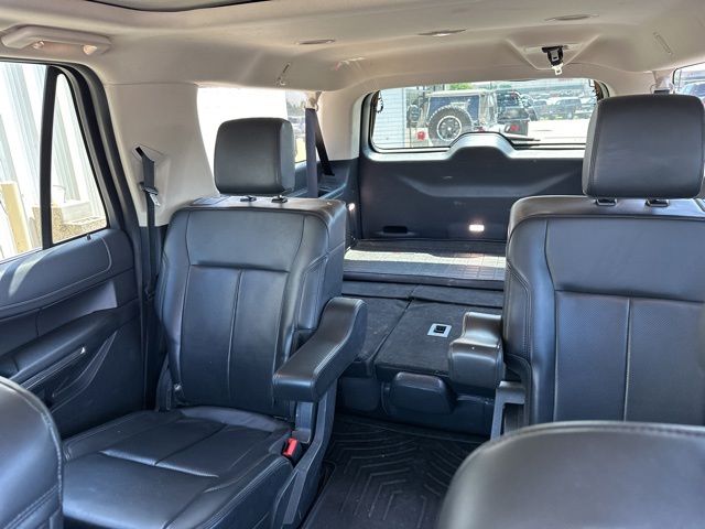 Thumbnail: 2023 Ford Expedition MAX - 6