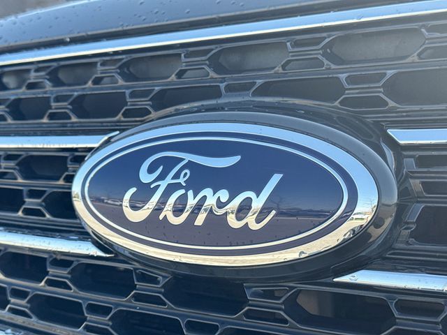 Thumbnail: 2024 Ford Explorer - 3