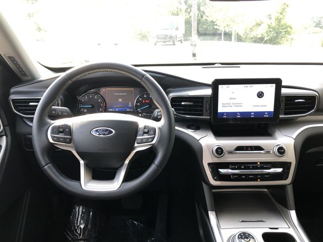 Thumbnail: 2024 Ford Explorer - 8