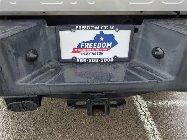 Thumbnail: 2016 Ford F-350 - 20