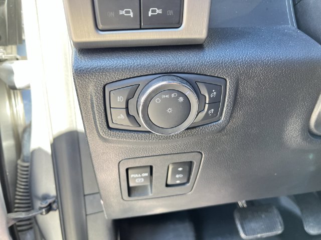 Thumbnail: 2020 Ford F-150 - 32