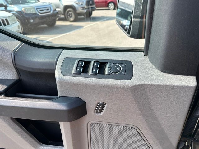 Thumbnail: 2019 Ford F-150 - 16
