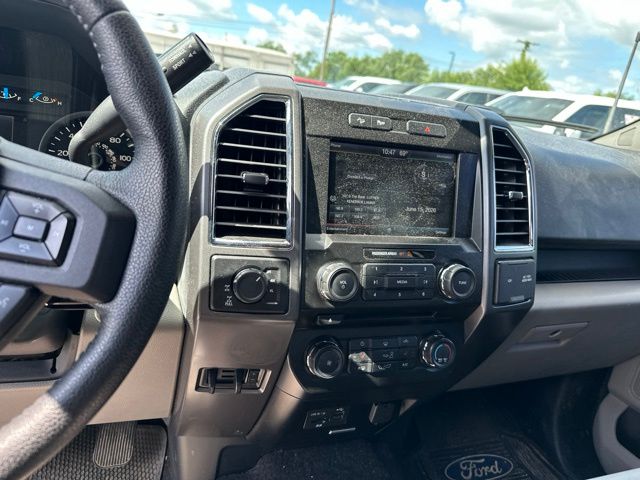 Thumbnail: 2015 Ford F-150 - 9