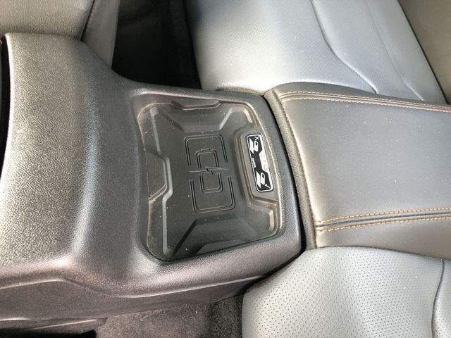 Thumbnail: 2017 Chevrolet Camaro - 16