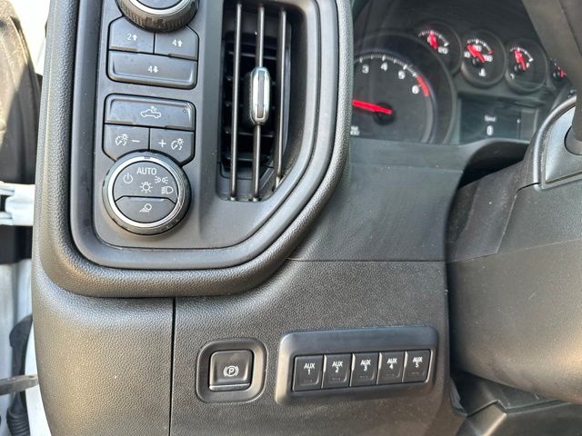 Thumbnail: 2021 Chevrolet Silverado 2500 - 12
