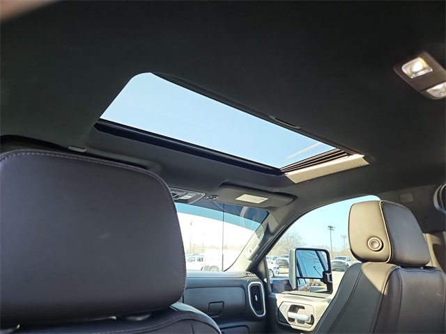 Thumbnail: 2022 Chevrolet Silverado 2500 - 32