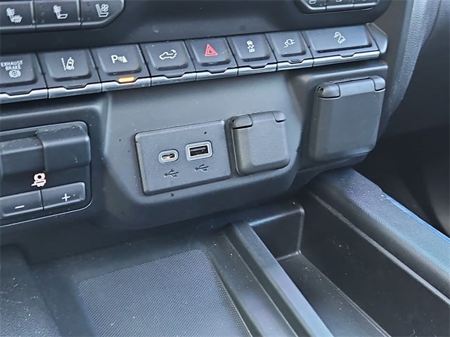 Thumbnail: 2022 Chevrolet Silverado 2500 - 16