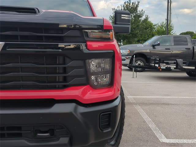 Thumbnail: 2024 Chevrolet Silverado 3500 - 24