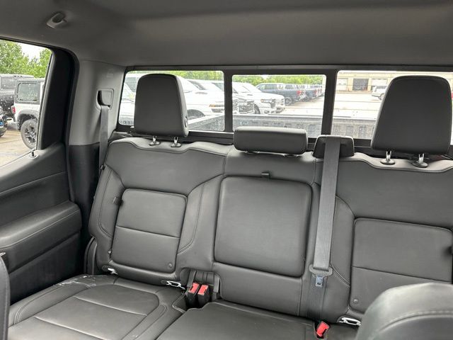 Thumbnail: 2019 Chevrolet Silverado 1500 - 8
