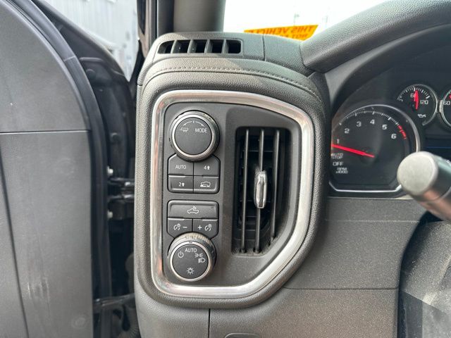 Thumbnail: 2020 Chevrolet Silverado 1500 - 14