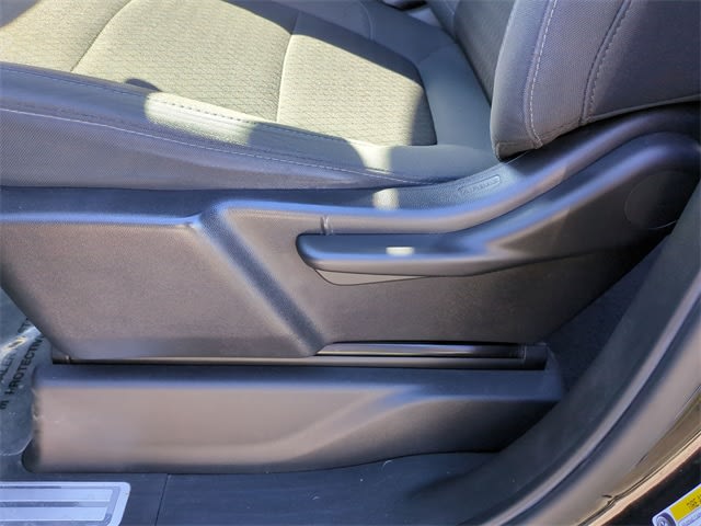 Thumbnail: 2020 Chevrolet Silverado 1500 - 26