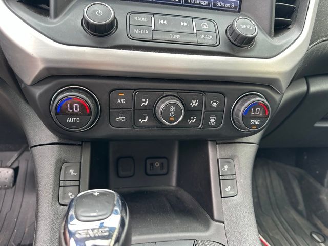 Thumbnail: 2019 GMC Acadia - 16