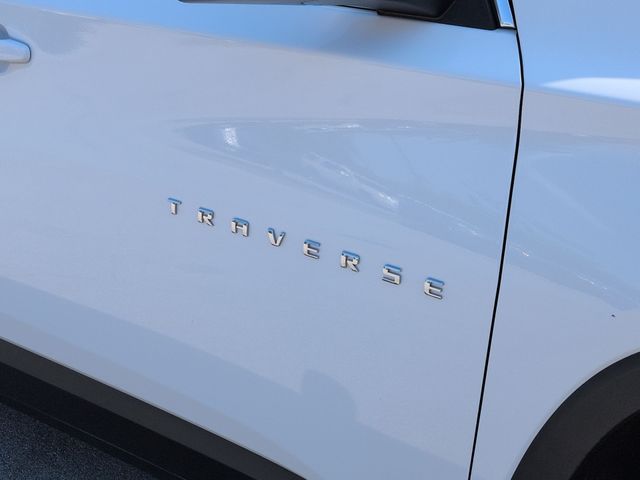 Thumbnail: 2023 Chevrolet Traverse - 24