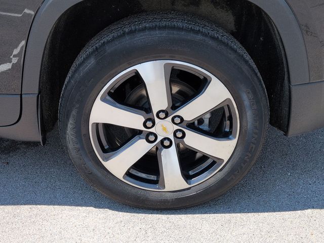 Thumbnail: 2023 Chevrolet Traverse - 8