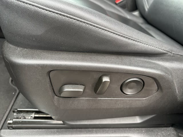 Thumbnail: 2023 Chevrolet Suburban - 11