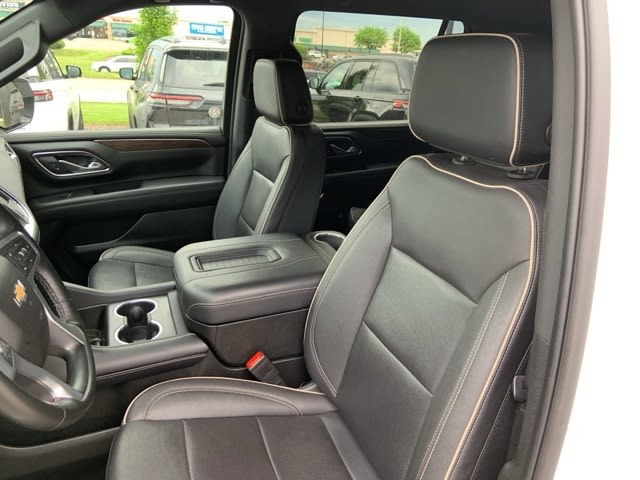 2023 Chevrolet Suburban Premier 9