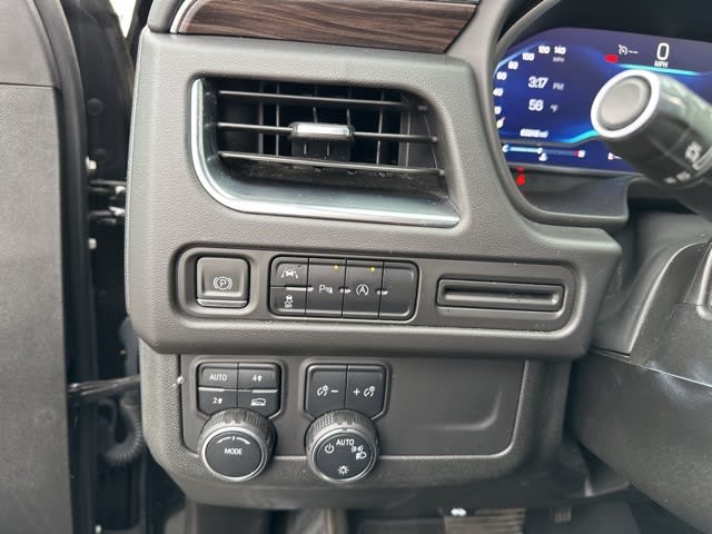 Thumbnail: 2023 Chevrolet Tahoe - 14